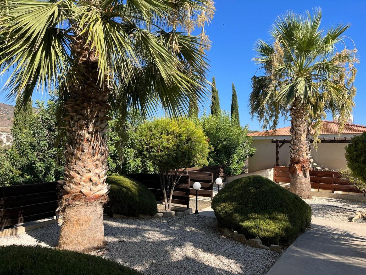 Beautiful 2 Bed Apartment In Peyia Valley, Paphos Luaran gambar
