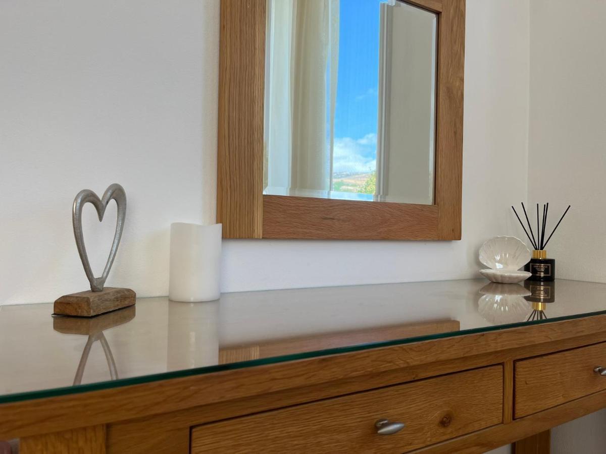 Beautiful 2 Bed Apartment In Peyia Valley, Paphos Luaran gambar