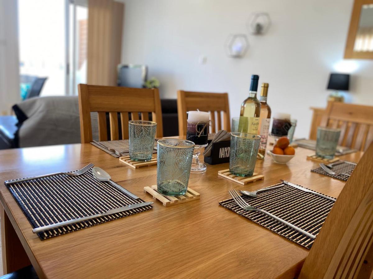 Beautiful 2 Bed Apartment In Peyia Valley, Paphos Luaran gambar