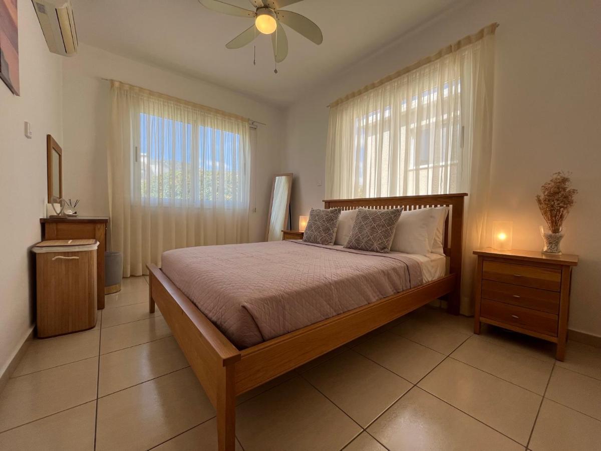 Beautiful 2 Bed Apartment In Peyia Valley, Paphos Luaran gambar