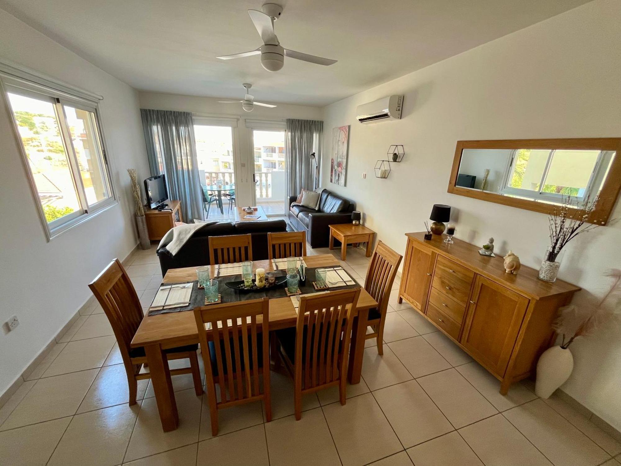 Beautiful 2 Bed Apartment In Peyia Valley, Paphos Luaran gambar